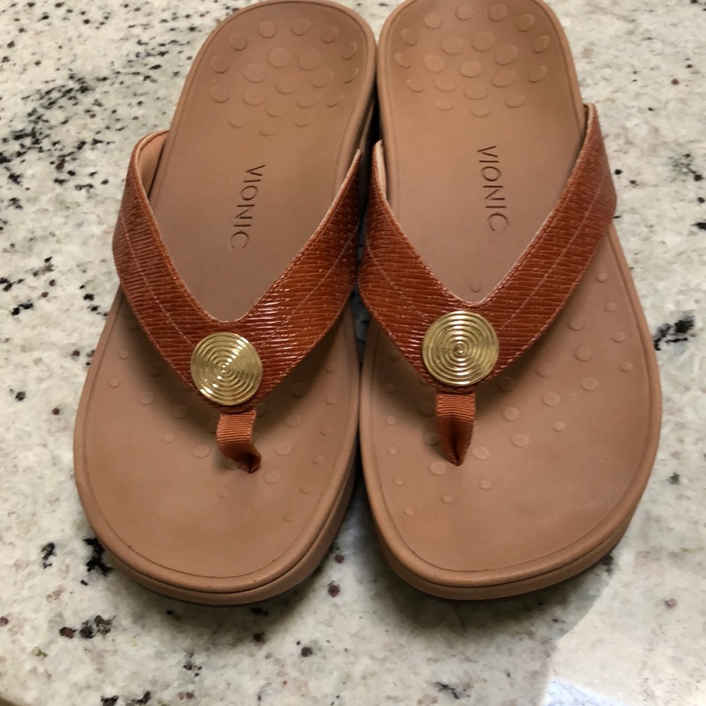 Vionic Women’s Sandals